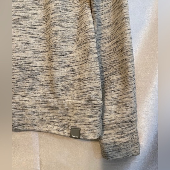 Bench Twist Neck Fitted Hoodie Heathered  Gray Ladies XLg - Picture 10 of 11